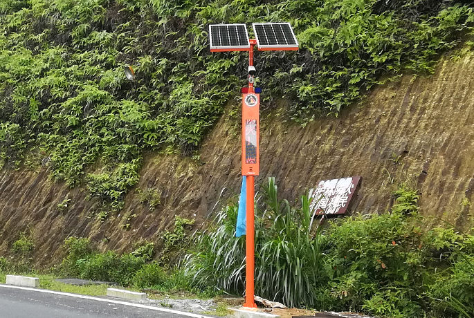 智能森林哨衛(wèi)設(shè)備